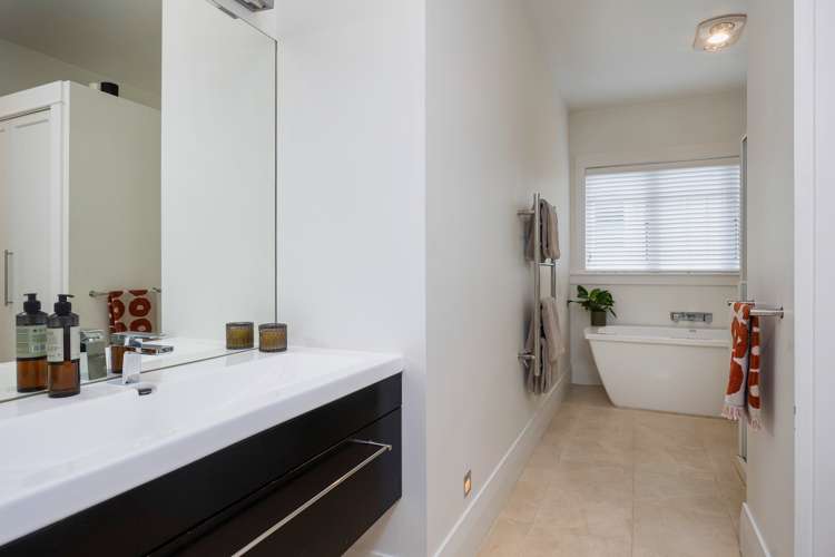 22 Parkdale Road Mount Albert_19