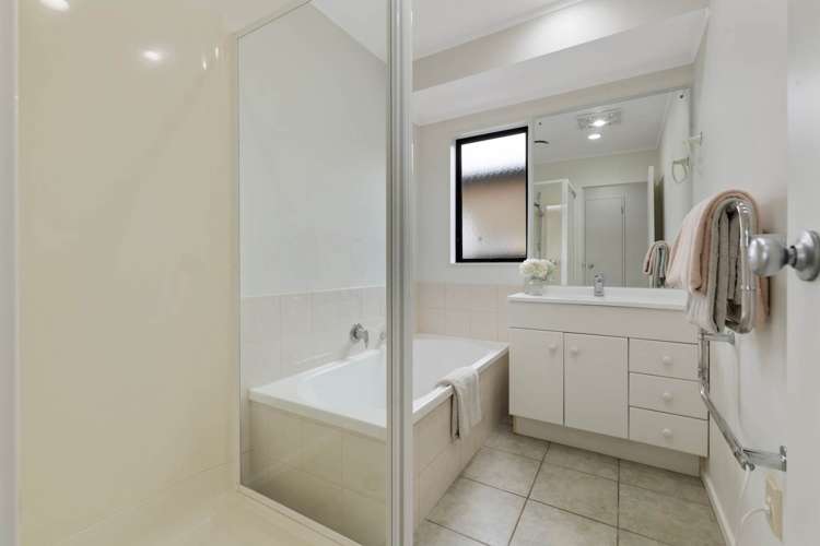 10A Ussher Place Pakuranga Heights_11