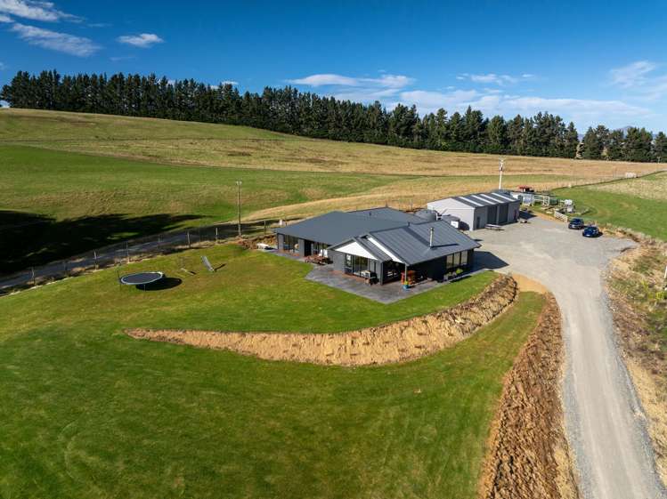 796 Kakapo Road Te Anau & Surrounds_40