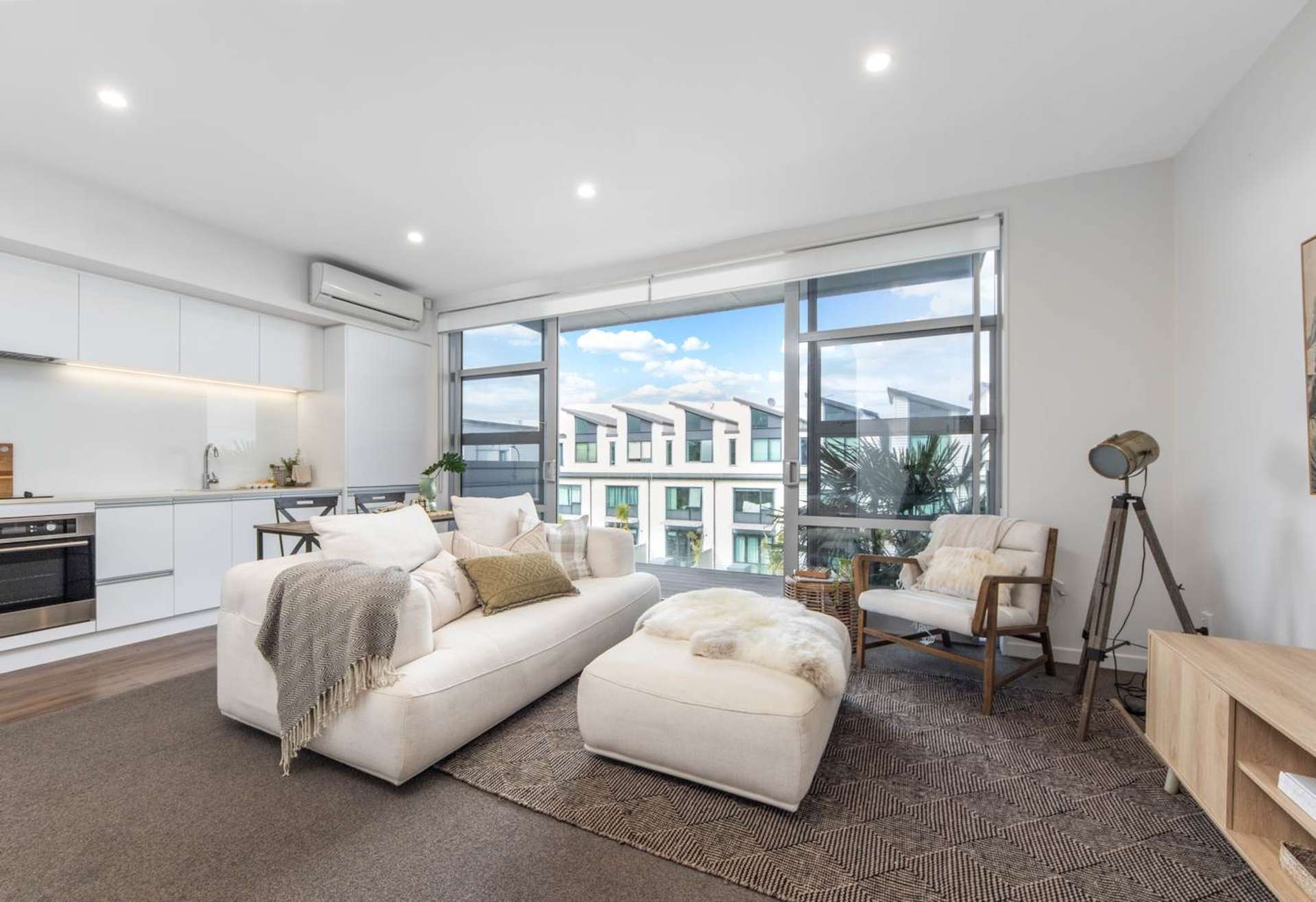 385 Murphys Road Flat Bush_0