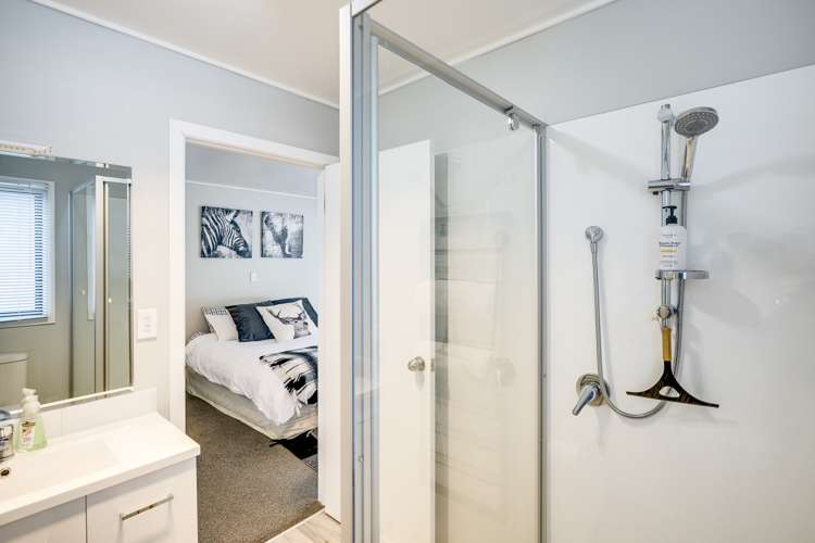 2/113 Ireland Road Waipawa_23