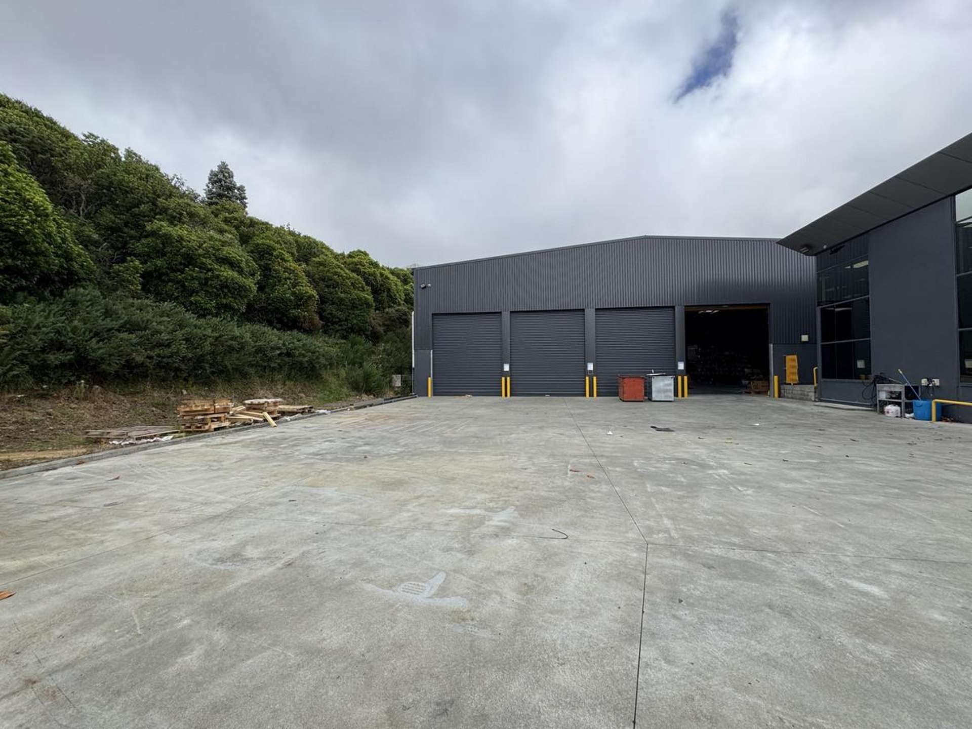 Part warehouse/18-26 Jamaica Drive Grenada North_0