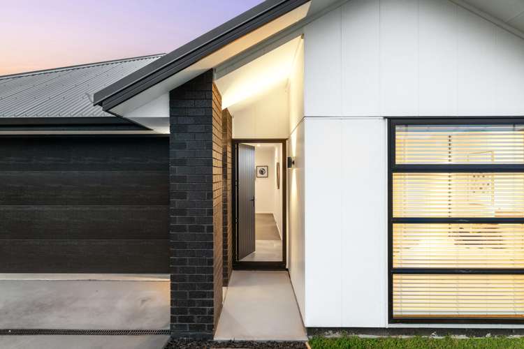 7 Simmonds House Road_2