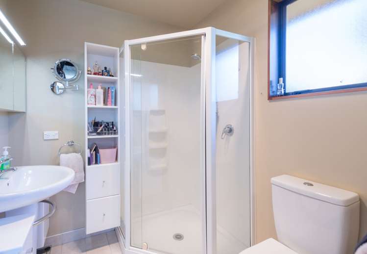 7 Covent Drive Stoke_19