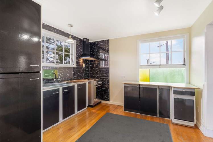 111 White Swan Road Mount Roskill_16