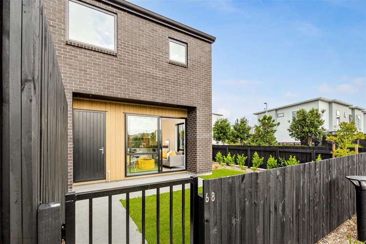 68 Glidepath Road Hobsonville_18