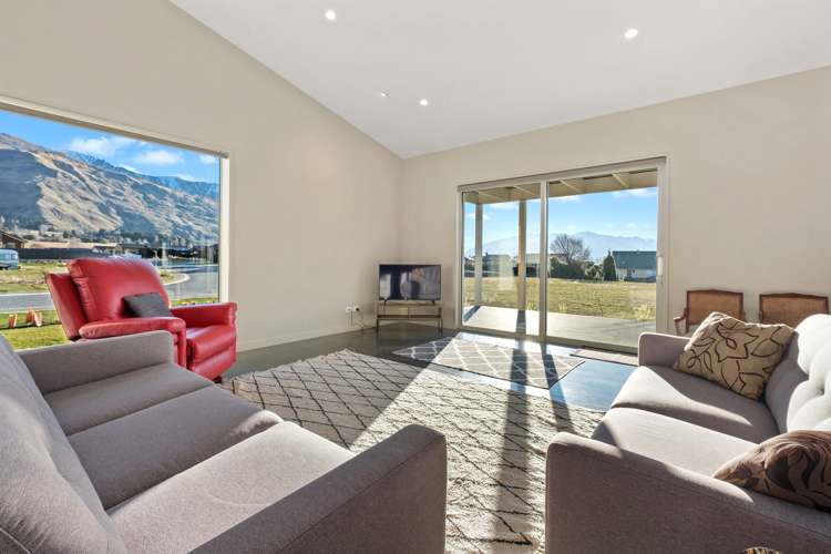 23 Sapphire Spring Rise Wanaka_5
