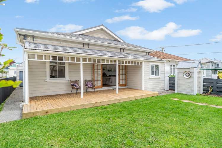 9 Adelaide Street Petone_21