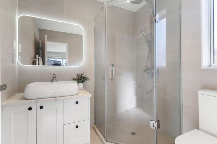 13 Carrygawley Road Flat Bush_15