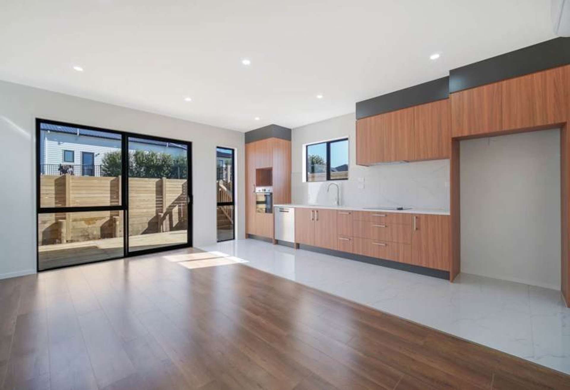 45 Tributary Parade Drury_0