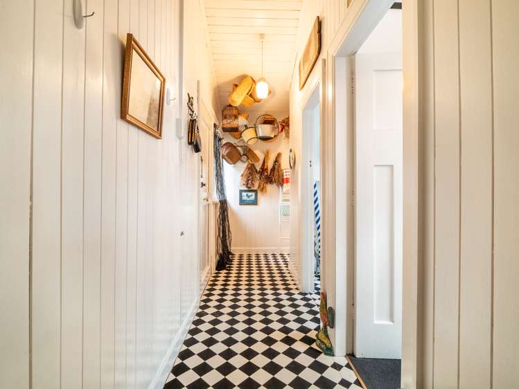 23 Nottingham Crescent Calton Hill_12