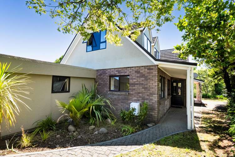 9 Ruskin Place Westown_21