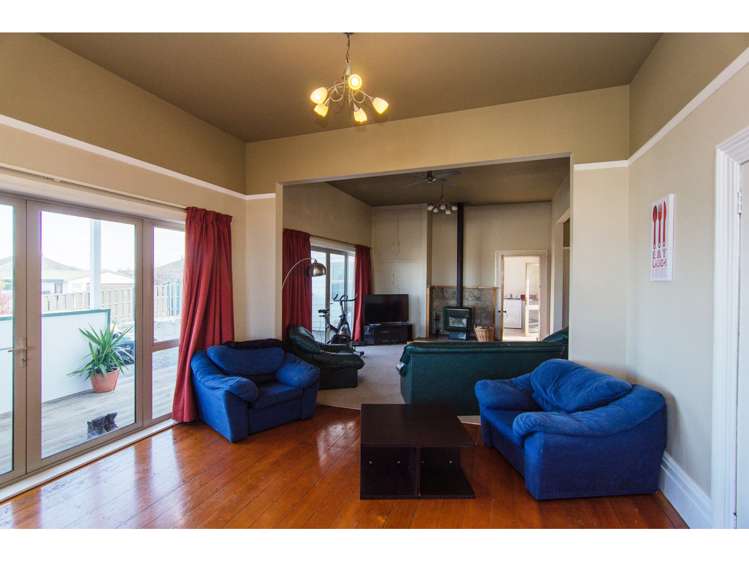 11 Marchwiel Street Marchwiel_6