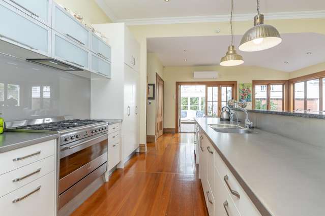 7 Queen Street Northcote Point_4