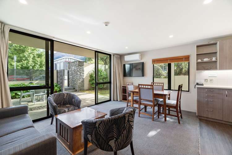 1/3 Adelaide Street_0