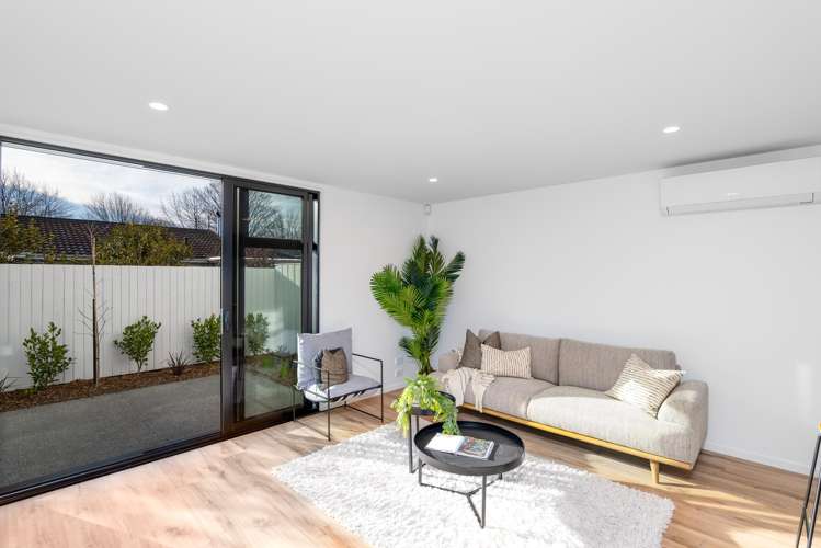 4/9A Winton Street_4