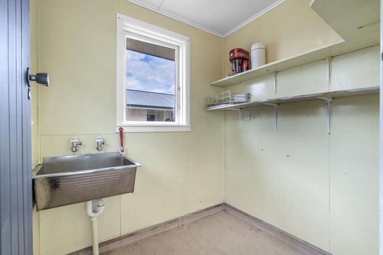 17 Sword Street Gore_16