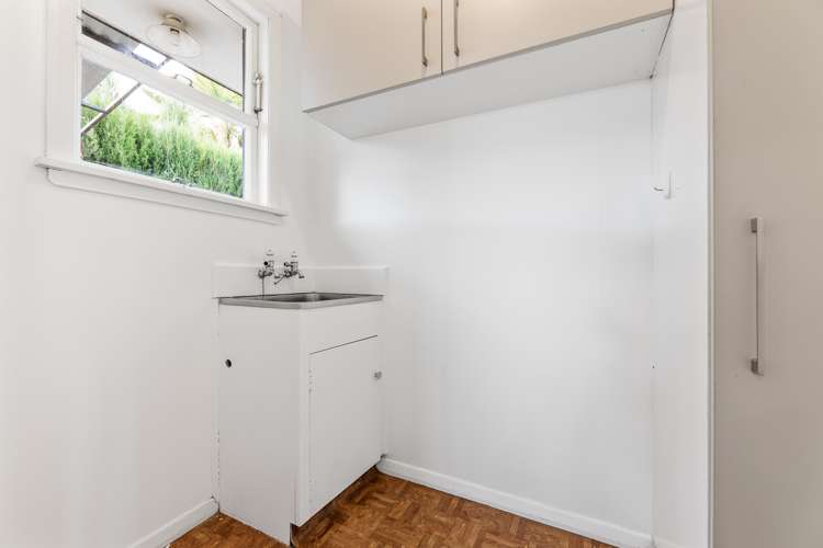 7 Houghton Crescent Redwoodtown_14