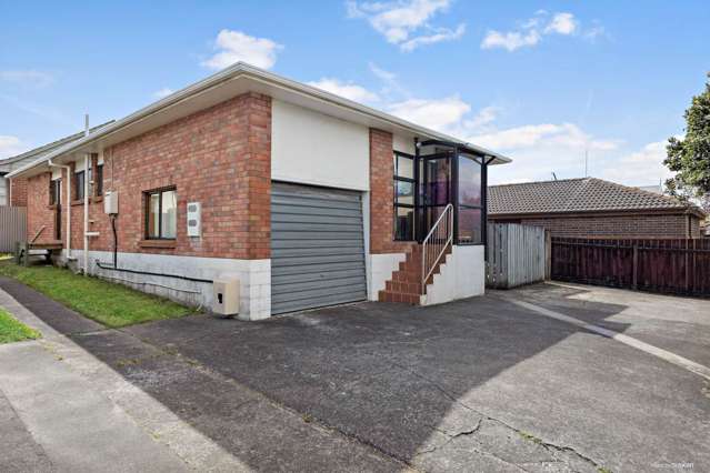 2/121 Blockhouse Bay Road Avondale_2