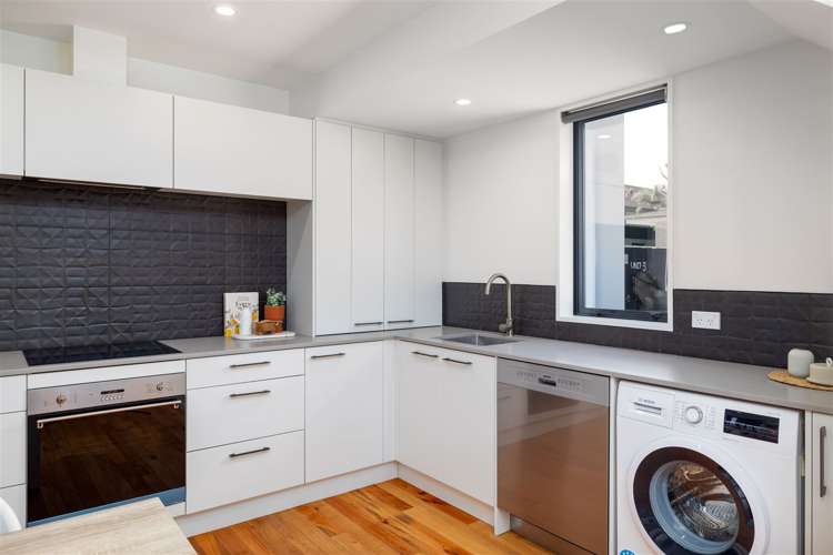 2/418 Manchester Street Saint Albans_9