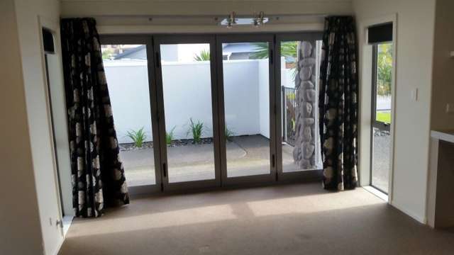 23 Paradise Place Matua_4