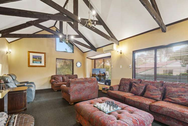 12 Pamir Place Welcome Bay_10