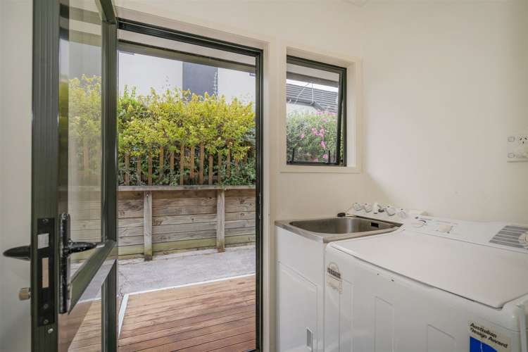 110 Alexander Close Thames_13