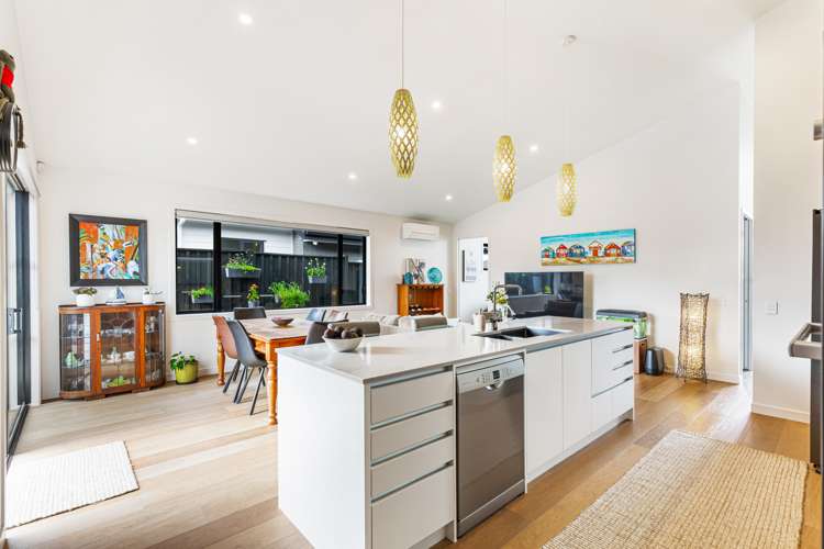 61 Siren Street Wainui_7