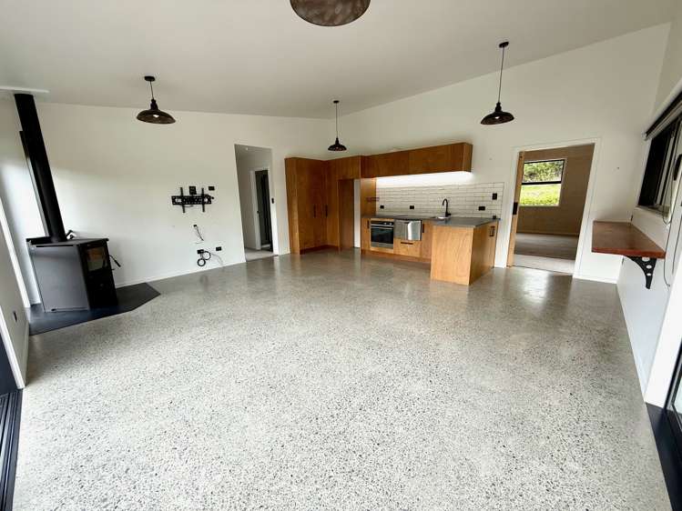 7 Maungatawhiri Road Raglan_25