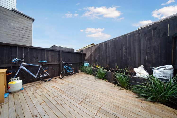 4/68 Smythe Road Henderson_15