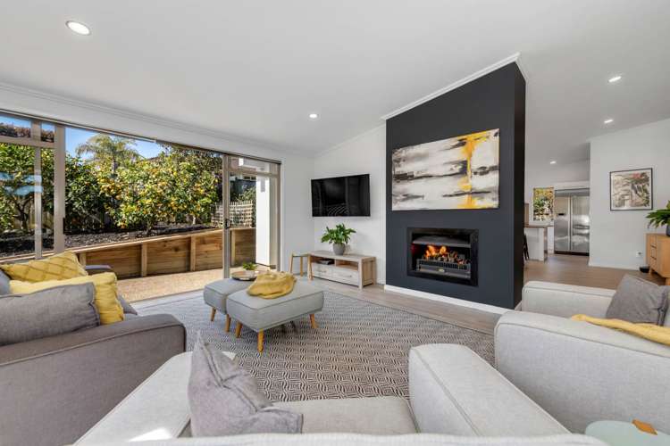 41 Intrepid Crescent Beachlands_2