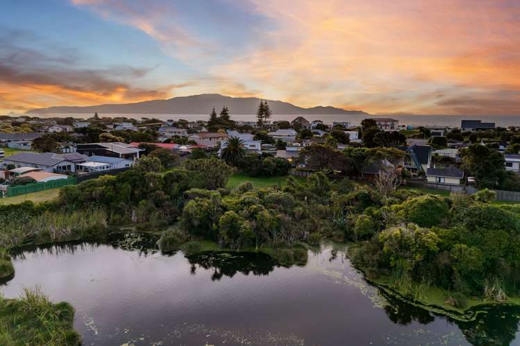 10 Fenside Street Waikanae Beach_17