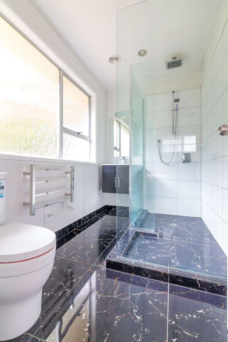 15 Tallington Crescent Torbay_10