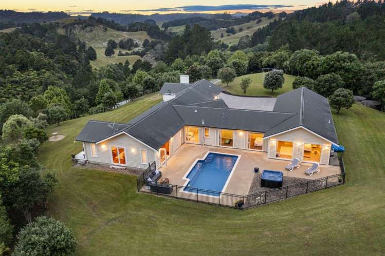 551 Upper Waiwera Road Puhoi_6