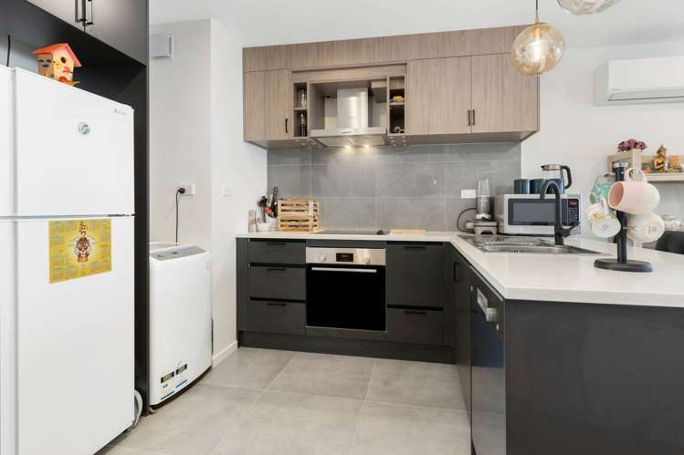 1/143 Portage Road New Lynn_11