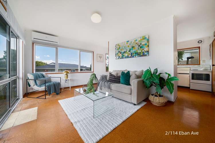 1&2/114 Eban Avenue Hillcrest_21