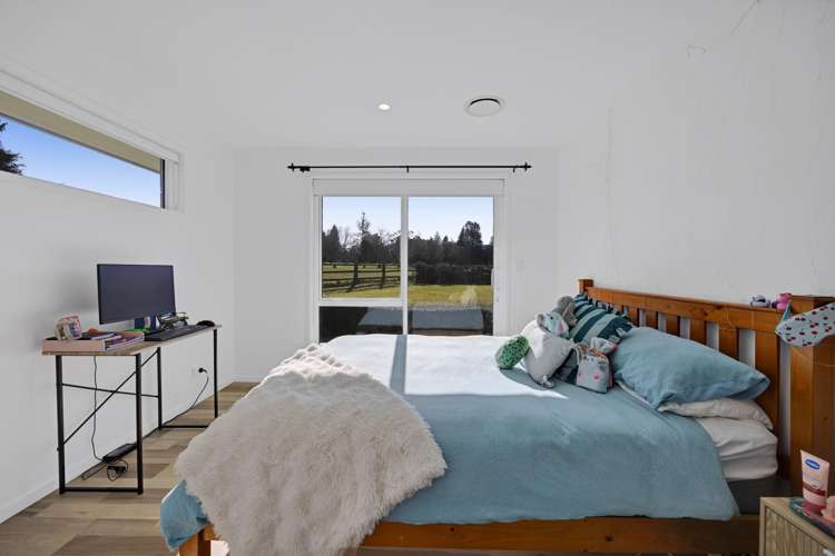 2 Mercade Close Stratford_16