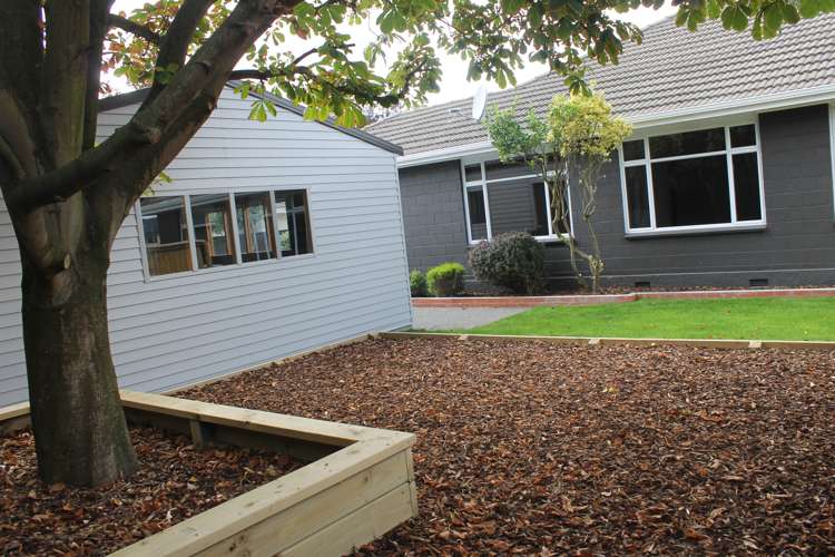 12 Nyoli Street Northcote_19