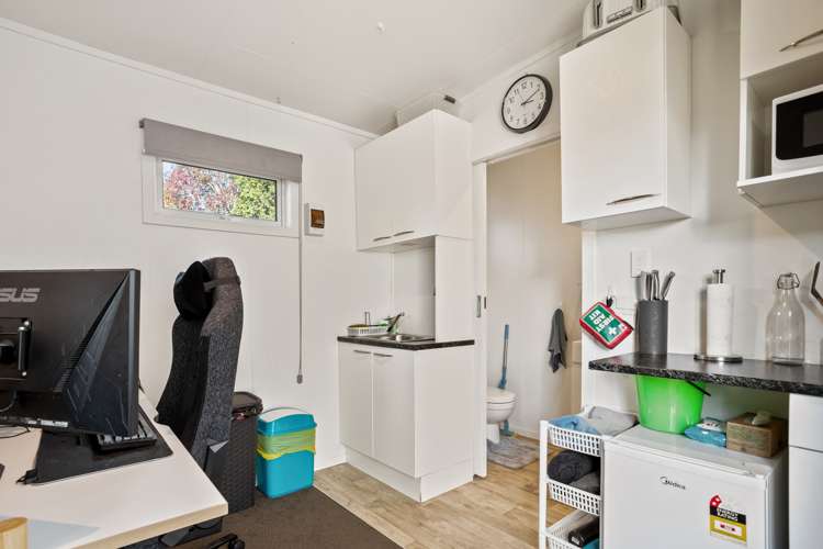 1/63 Miro Street New Lynn_15