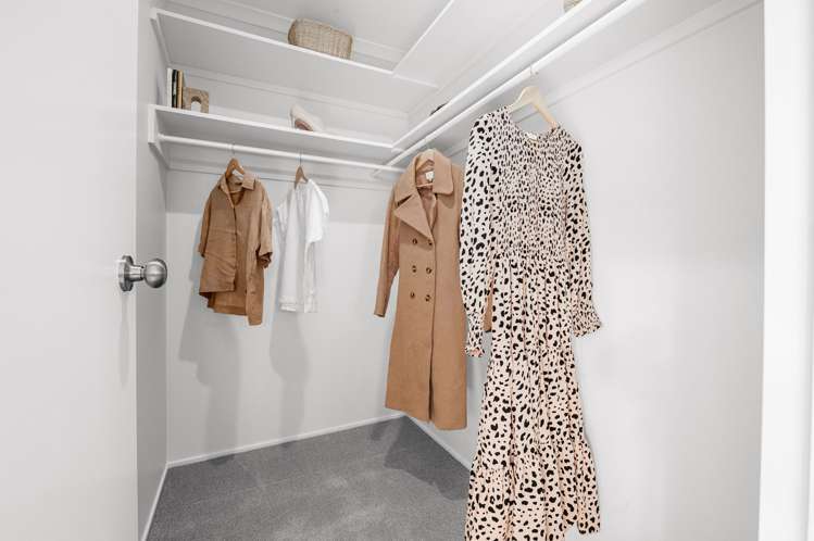 7 Farleigh Close Huntington_9