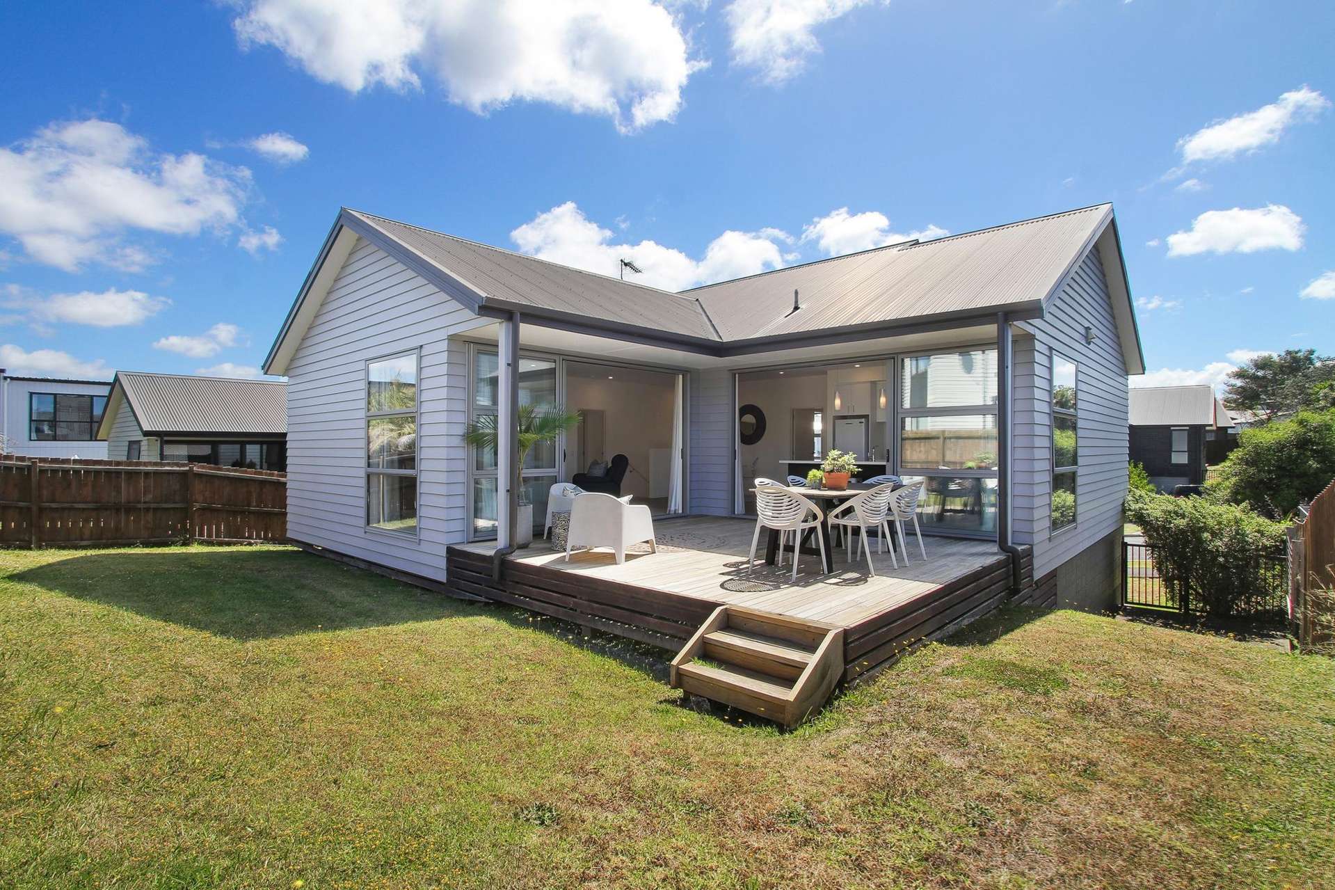 76 Castledine Crescent Glen Innes_0