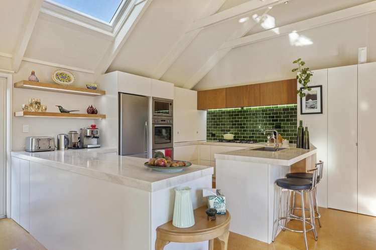 38 Plympton Street_4