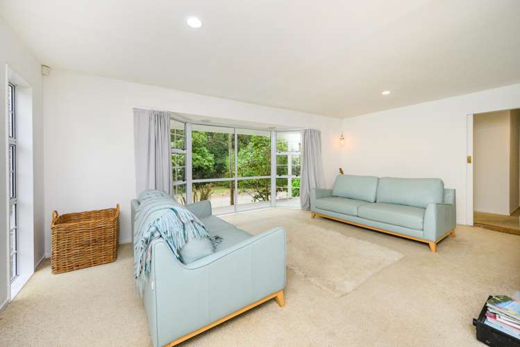 210 Old West Road Turitea_9