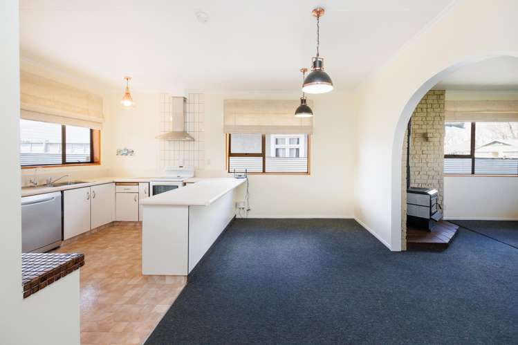 9 Shamrock Street Takaro_5