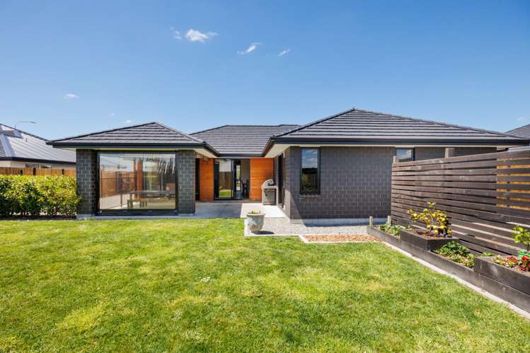 15 Atlantic Drive Fitzherbert_12