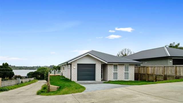 204 Welcome Bay Road (1 Te Rehutai Rise) Welcome Bay_2