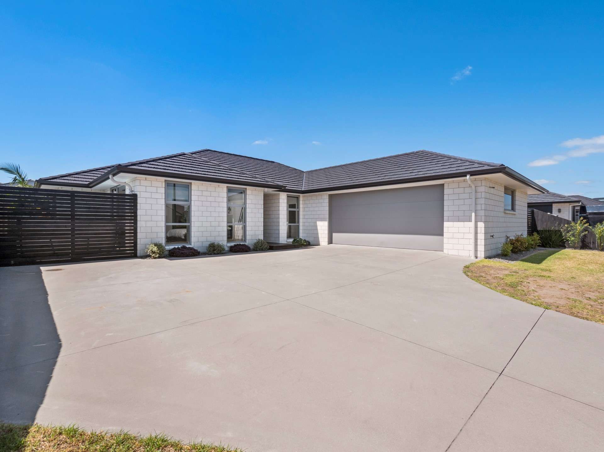 5 Livingstone Drive Papamoa_0