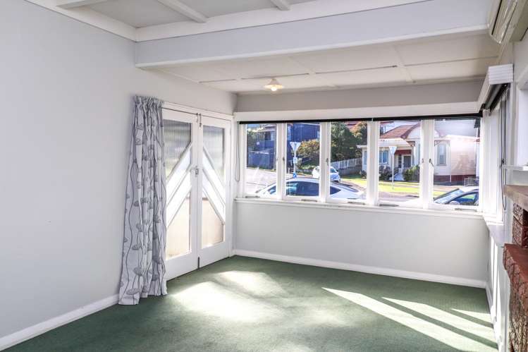 819 Rolleston Street Thames_11