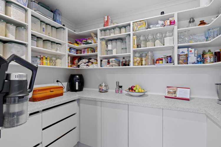 180 Faringdon Boulevard Rolleston_8