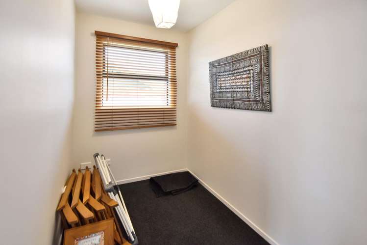 22 Rhoboro Road Twizel_11